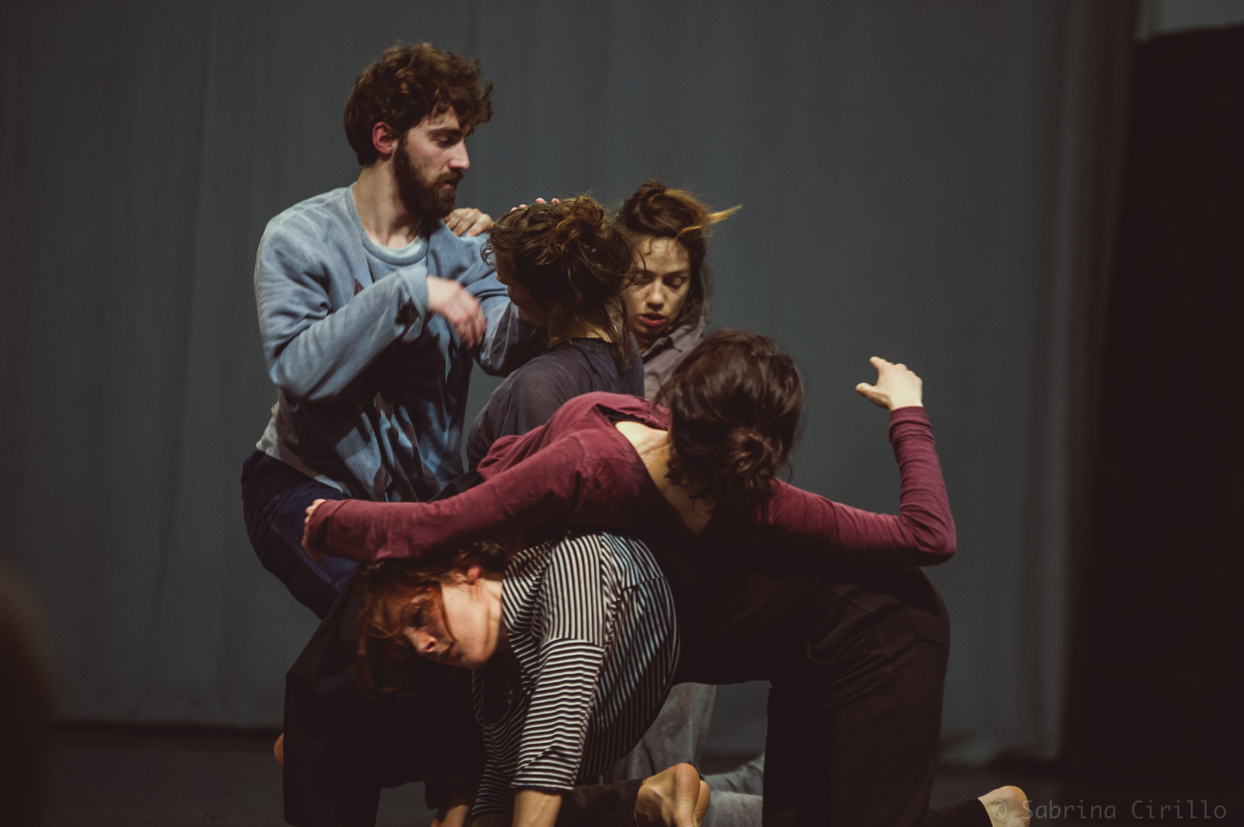 Contact improvisation at l'Asilo, Naples, ph by Sabrina Cirillo 